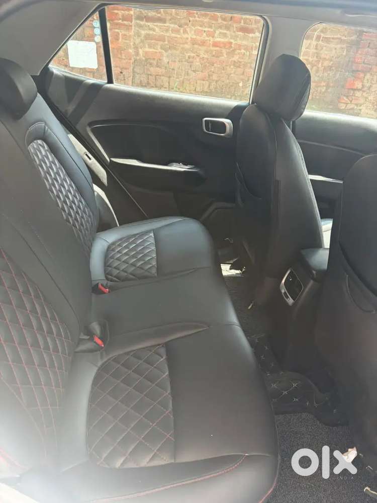 Good Condition Hyundai Venue 2021 Diesel First Owner