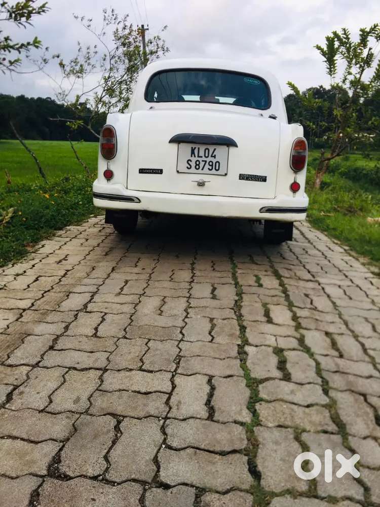 Ambassador Ambassador 2005 Diesel 60000 Km Driven