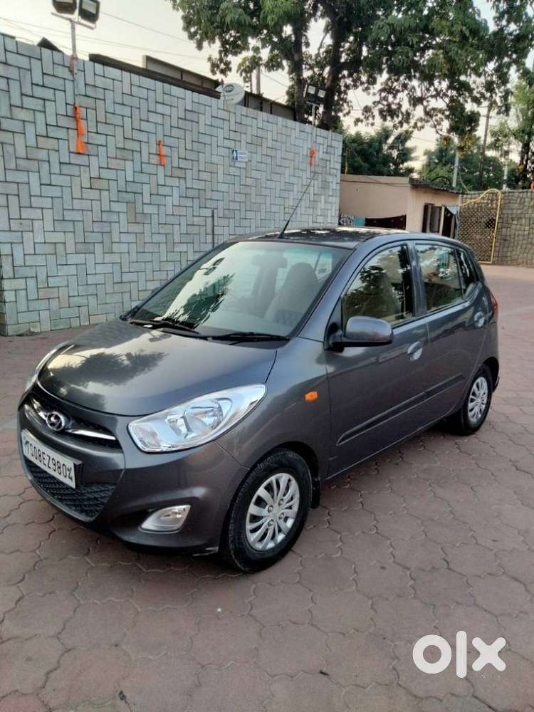 Hyundai I10 Sportz Option, 2016, Petrol