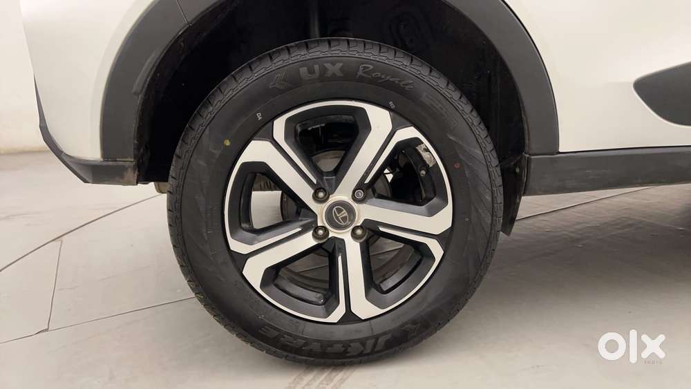 Tata Nexon 1.2 Revotron Xz Plus, 2023, Petrol