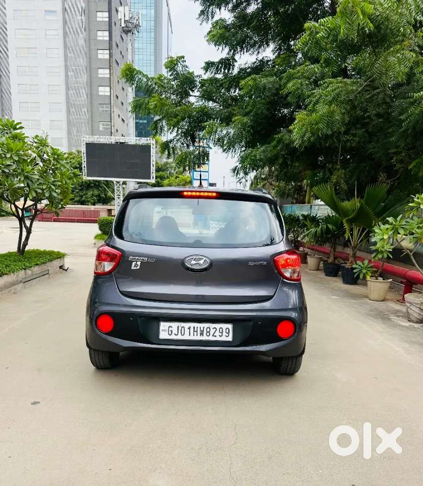 Hyundai Grand I10 [ ] 1.2 Kappa Vtvt Sportz At, 2018, Petrol