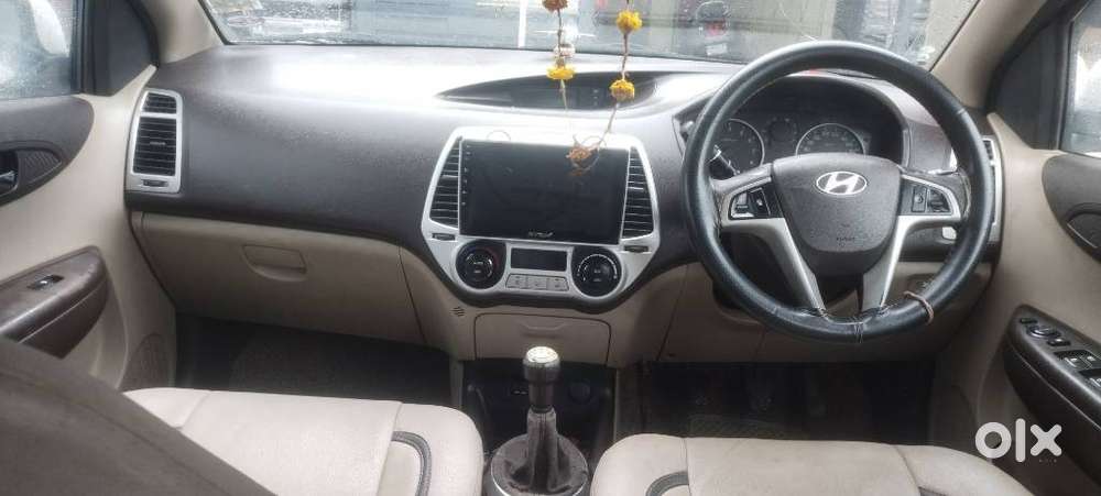 Hyundai I20 Sportz 1.2 Mt Dual Tone, 2011
