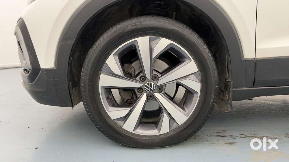 Volkswagen Taigun Topline 1.0 Tsi At (electric Seats), 2022, Petrol