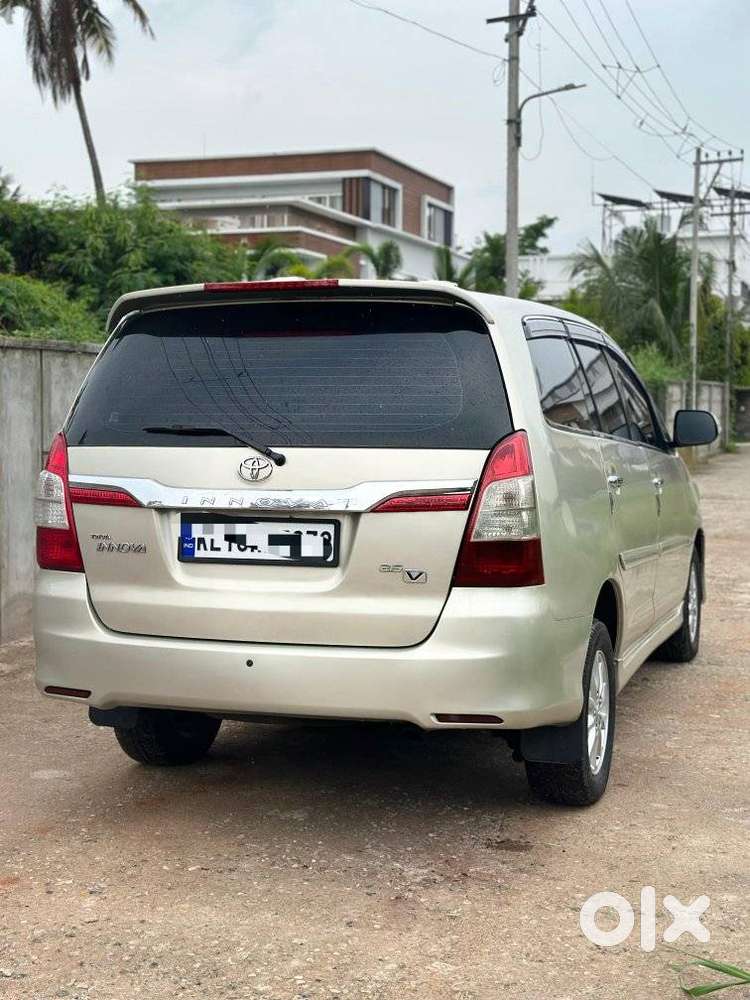 Toyota Innova 2.5 V 7 Str, 2012, Diesel