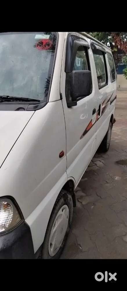 Maruti Eeco Smiles 2018