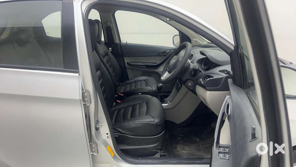 Tata Tiago 1.2 Revotron Xm, 2016, Petrol
