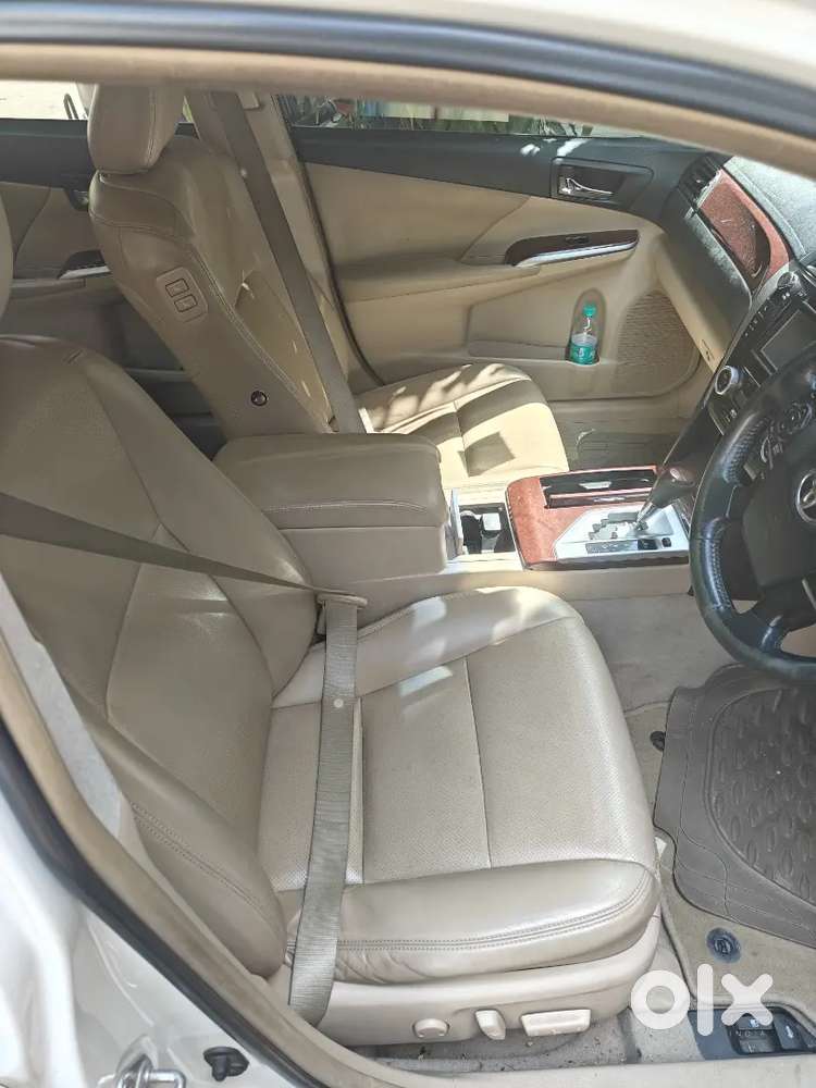 Toyota Camry 2014 Petrol Well Maintained