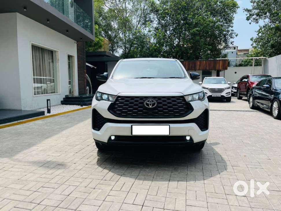 Toyota Innova Hycross 2.0 Gx 7 Str, 2023, Petrol