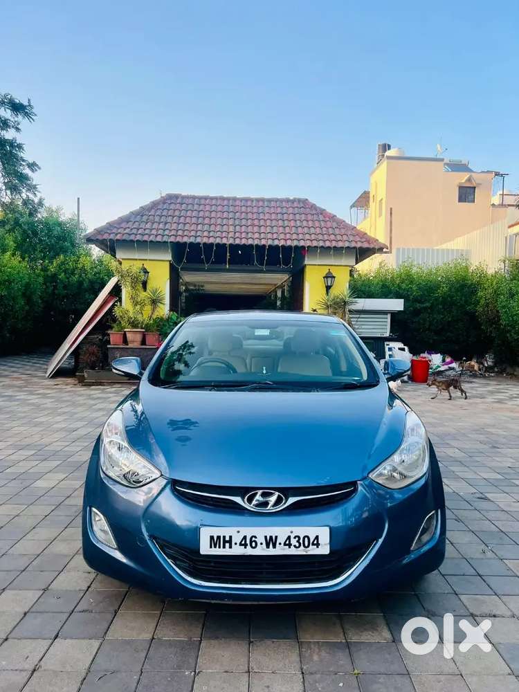 Hyundai Elantra 2012 Petrol Well Maintained