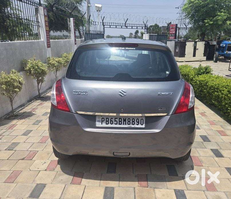 Maruti Suzuki Swift Lxi Optional-o, 2013, Petrol