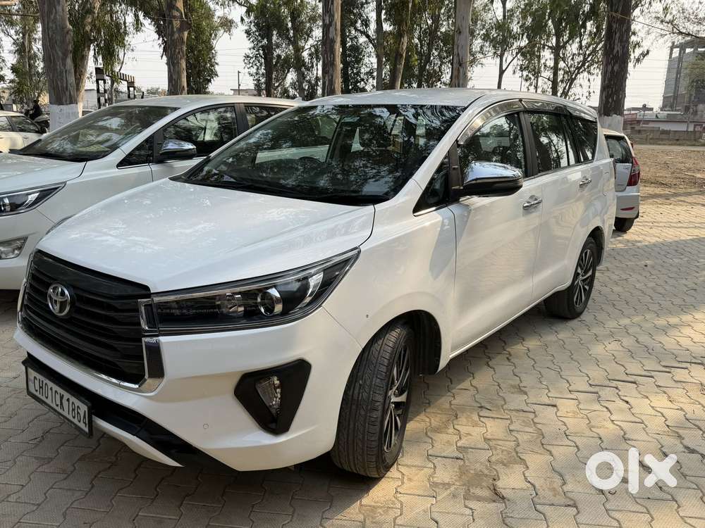 Toyota Innova Crysta Zx 2.4 Diesel 7 Seater, 2022, Diesel