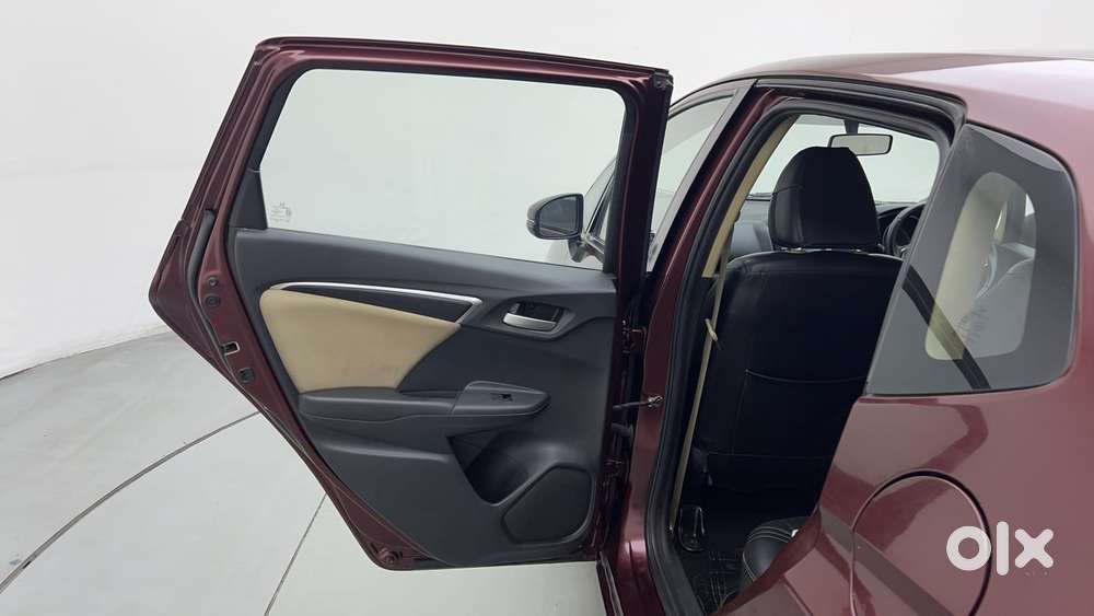 Honda Jazz [2020-2023] 1.2 V I-vtec Mt, 2017, Petrol