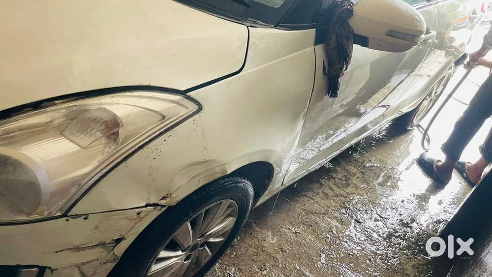 Maruti Suzuki Swift Zxi Top Model 2015 Petrol 70000 Km Driven
