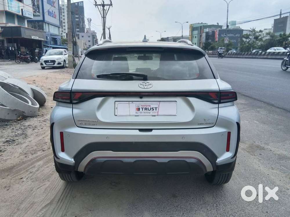 Toyota Urban Cruiser Taisor V 1.0 Petrol Mt, 2025, Petrol