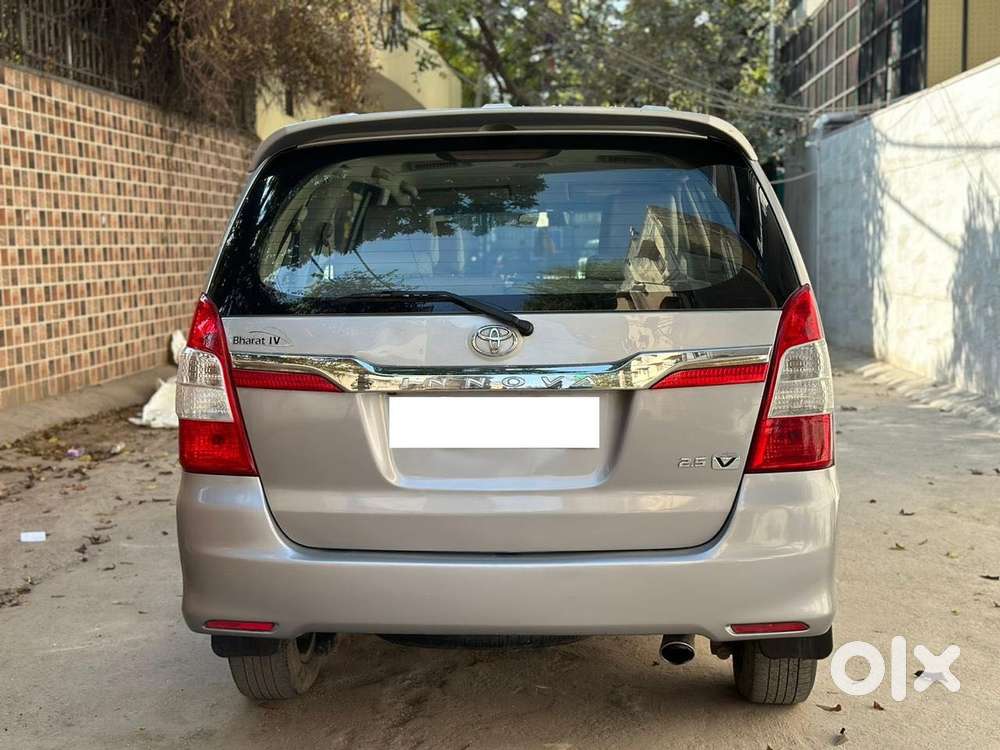 Toyota Innova 2.5 Vx 7 Seater Bs Iv, 2016, Diesel