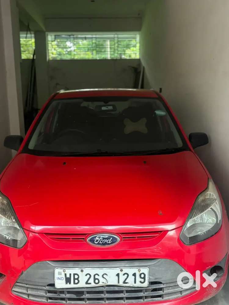 Ford Figo Petrol Exi 2011