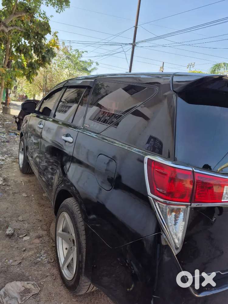 Toyota Innova Crysta 2017 Diesel 151000 Km Driven