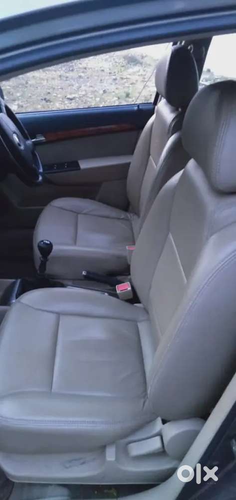 Chevrolet Aveo 2014 Petrol 80000 Km Driven