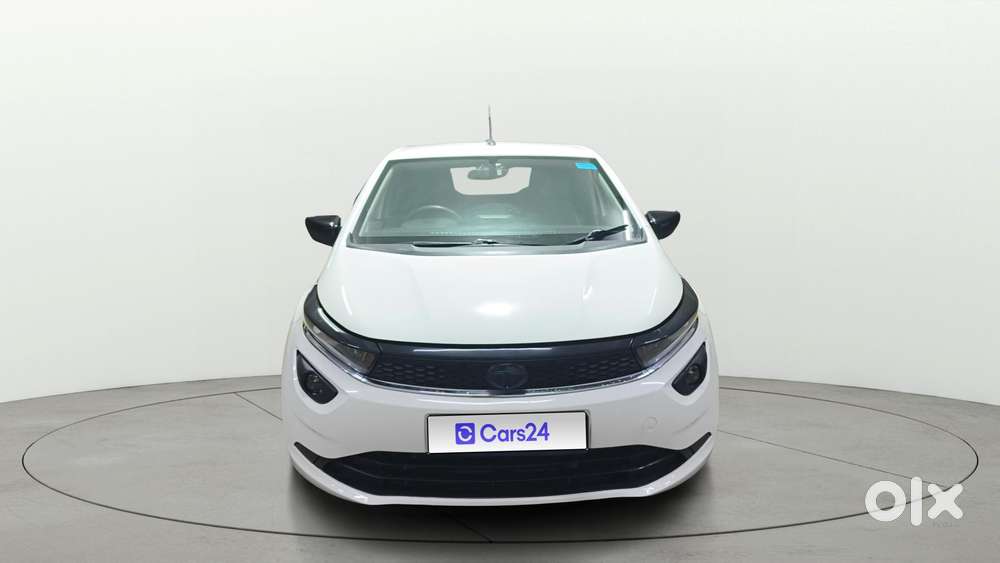 Tata Altroz 1.2 Xm Plus, 2022, Petrol