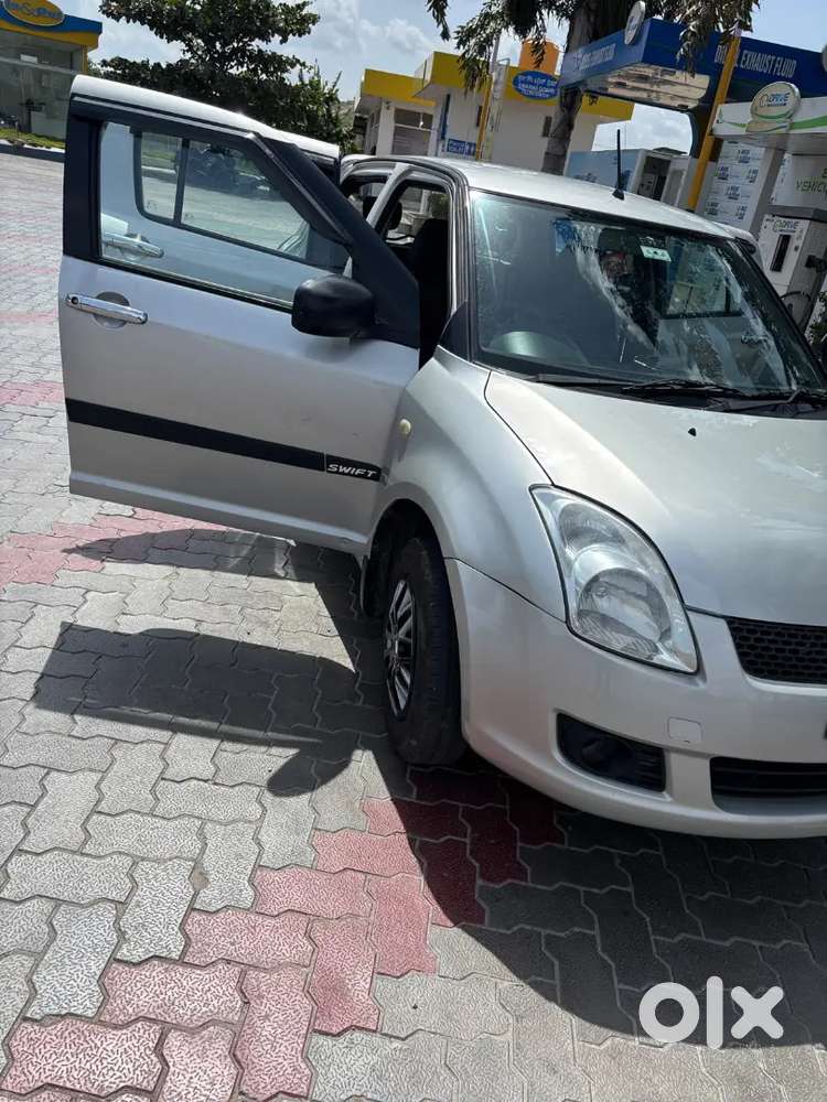 Maruti Suzuki Swift 2010
