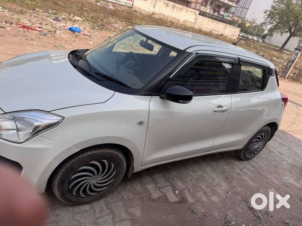 Maruti Suzuki Swift Lxi Option, 2019, Cng & Hybrids