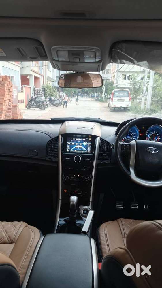 Mahindra Xuv500 W11 Option, 2019, Diesel