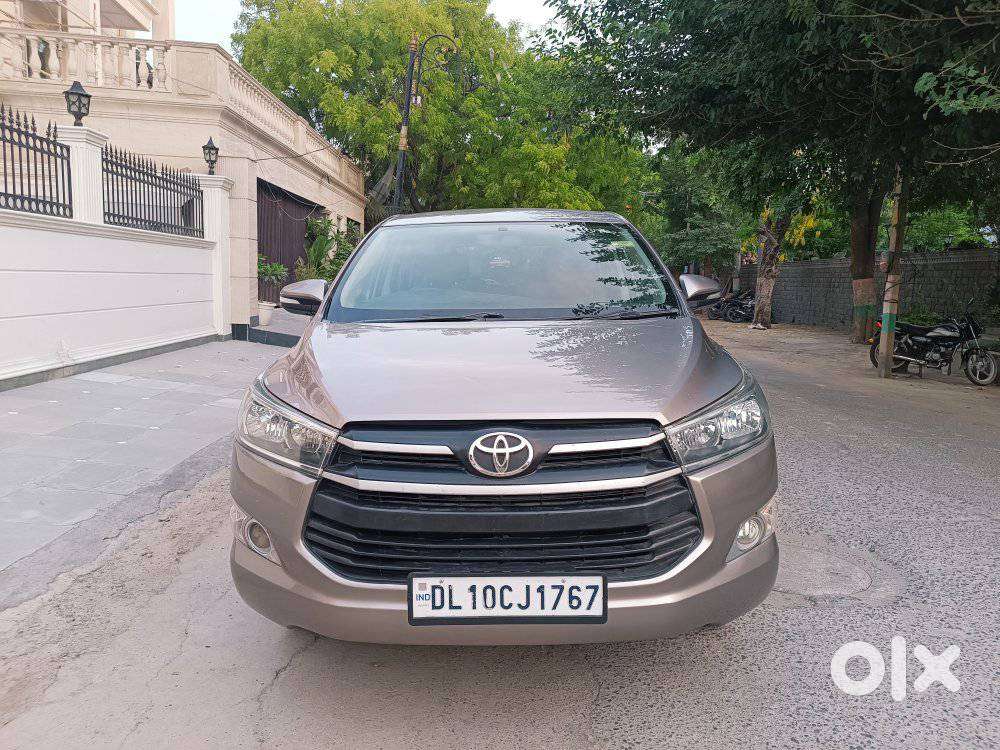 Toyota Innova Crysta 2.8 Gx At, 2017, Diesel