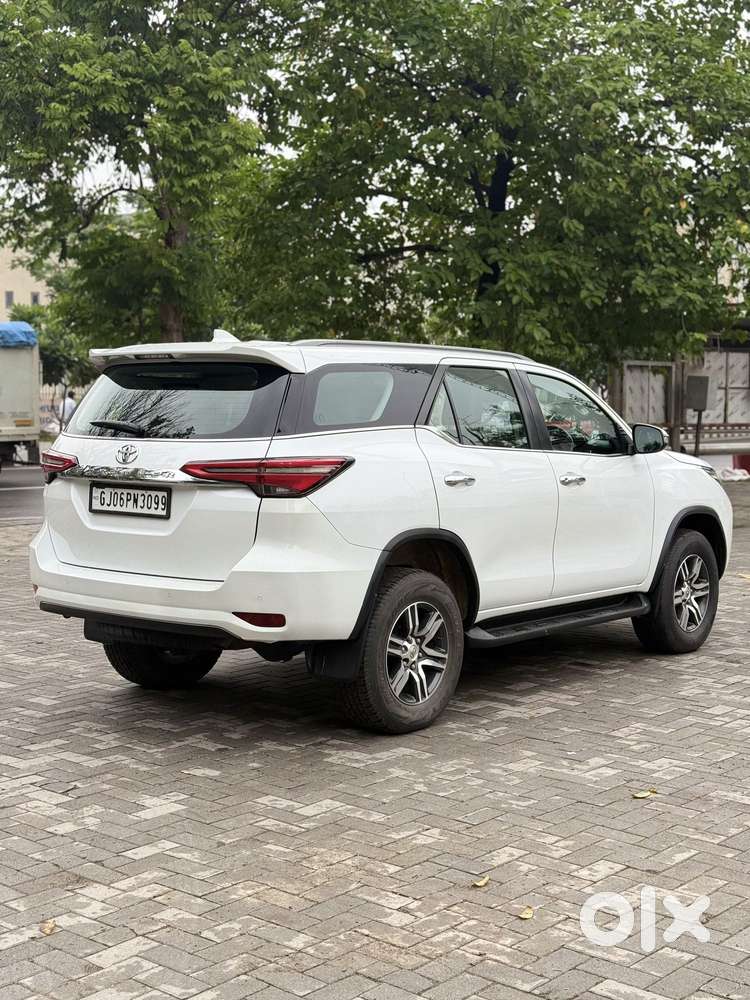 Toyota Fortuner 4x2 At 2.8 Diesel, 2023, Diesel