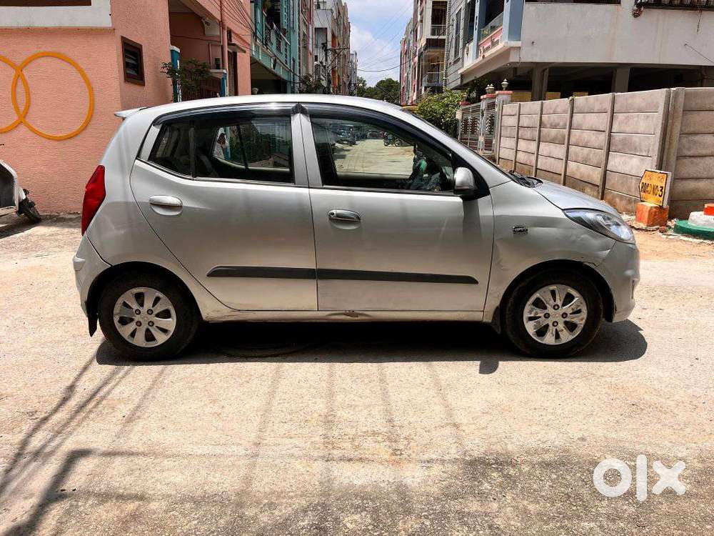 Hyundai I10 Sportz At, 2010, Petrol