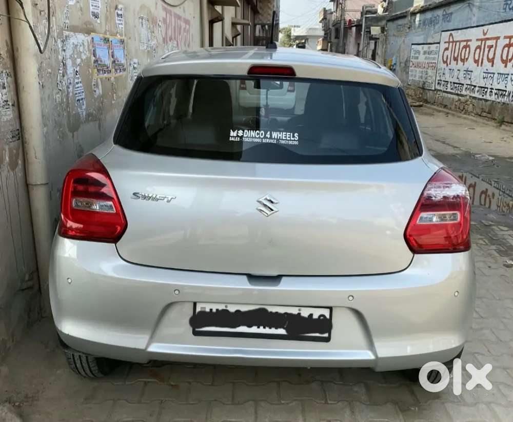 Maruti Suzuki Swift 2021 Vxi Amt