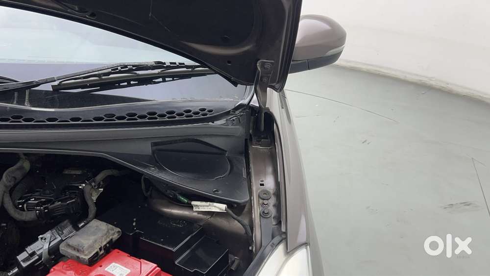 Tata Tiago Xz, 2017, Petrol