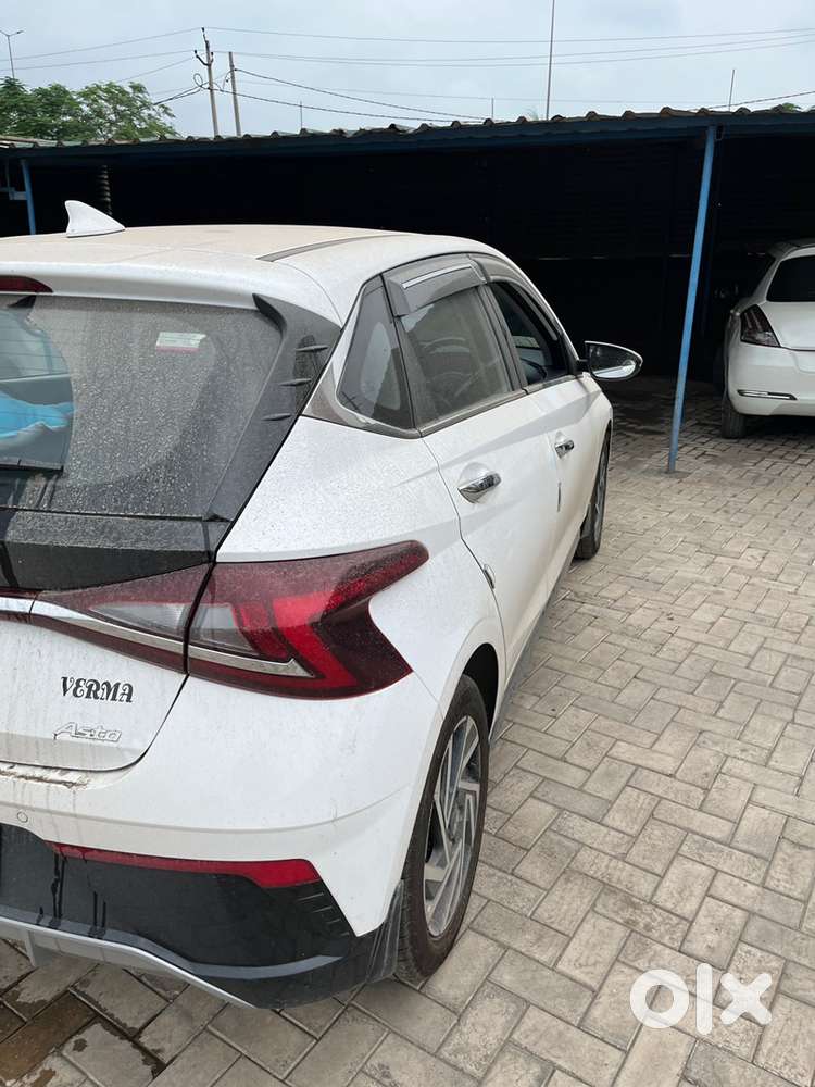 Hyundai New I20 Petrol Manual 2025