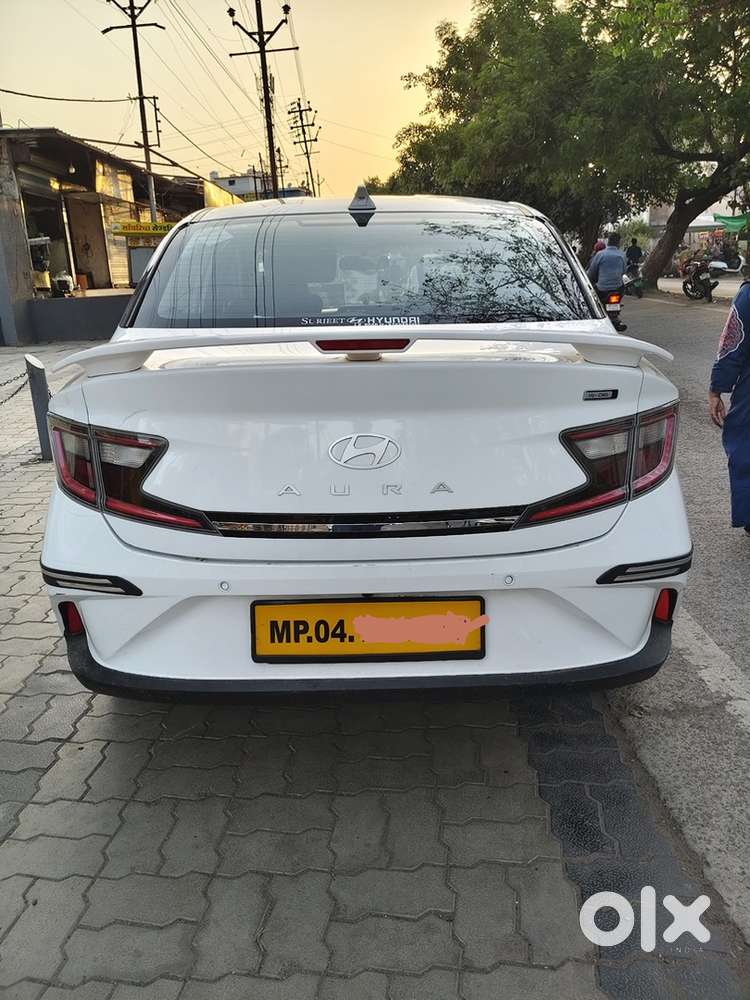 Hyundai Aura 2024 Cng & Petrol Well Maintained