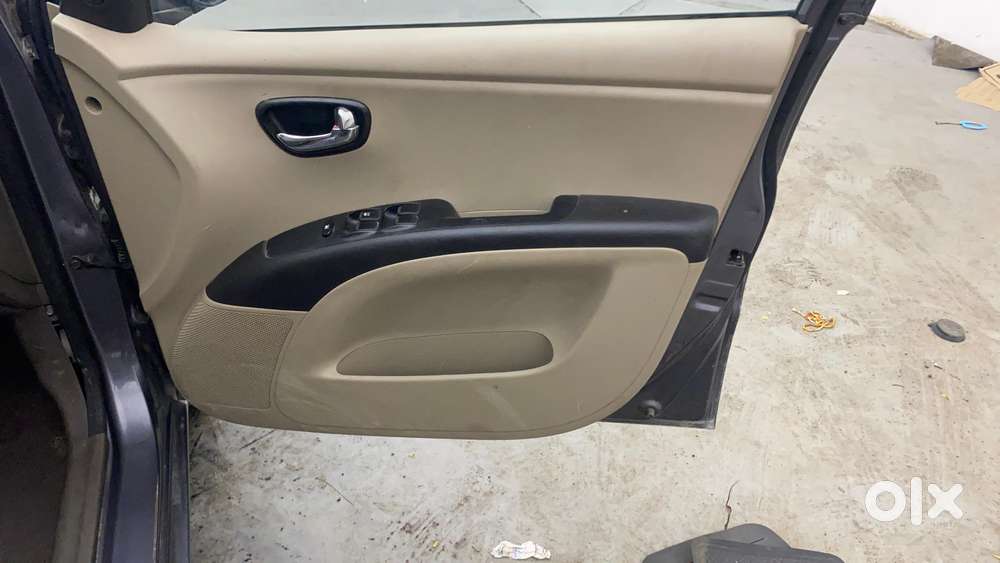 Hyundai I10 Sportz 1.1l, 2015, Petrol