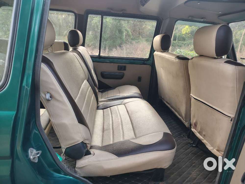 Toyota Qualis - 2004