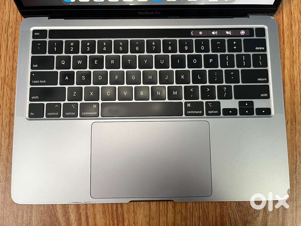 APPLE MACBOOK PRO 13” (2020) – i7 32GB RAM 1TB SSD TOUCH BAR