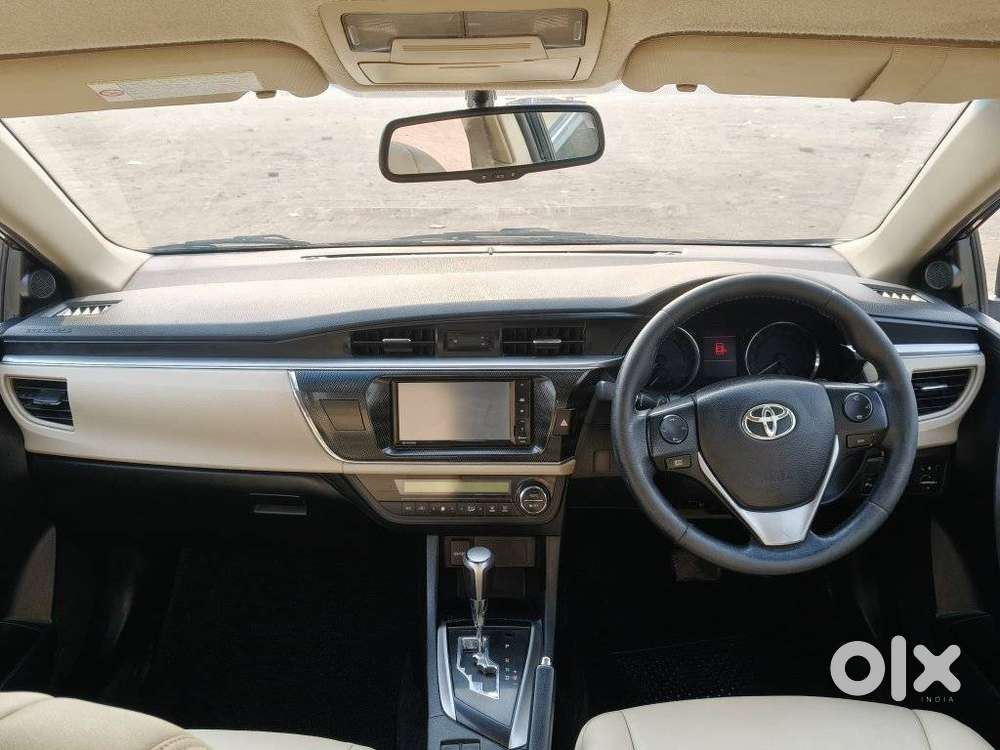 Toyota Corolla Altis [2014-2017] 1.8 G Cvt, 2016, Petrol