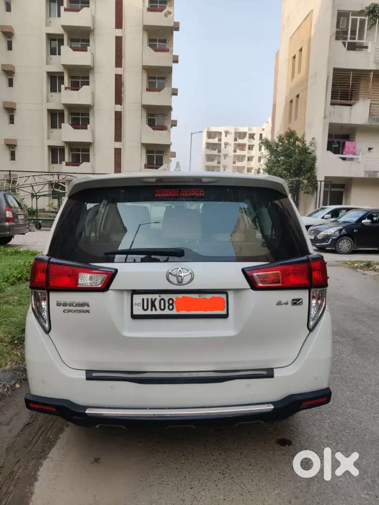 Toyota Innova Crysta 2022 Diesel Auto 2.4 Zx