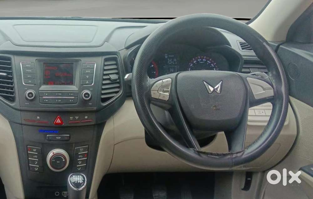Mahindra Xuv300 W6, 2023, Petrol