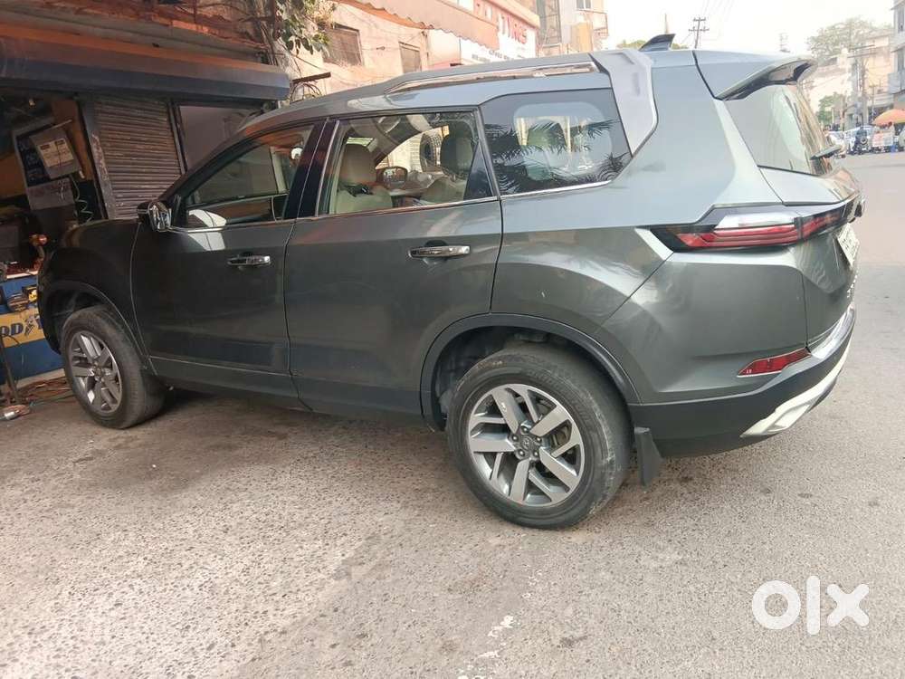 Tata Safari 2021 Model Grey Color 6 Seater Diesel Automatic