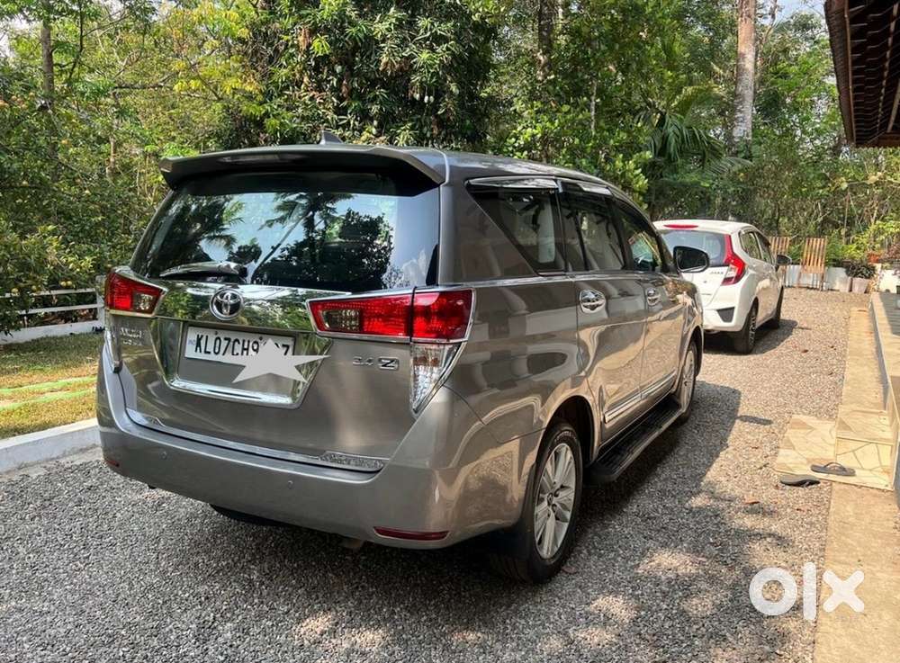 Toyota Innova Zx 2016