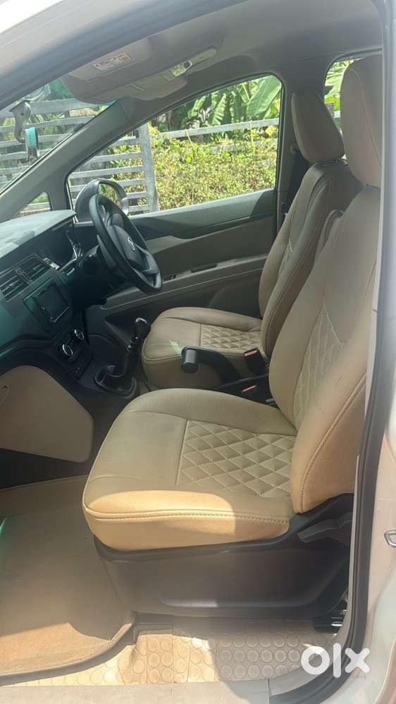 Mahindra Marazzo Diesel 2019 Car