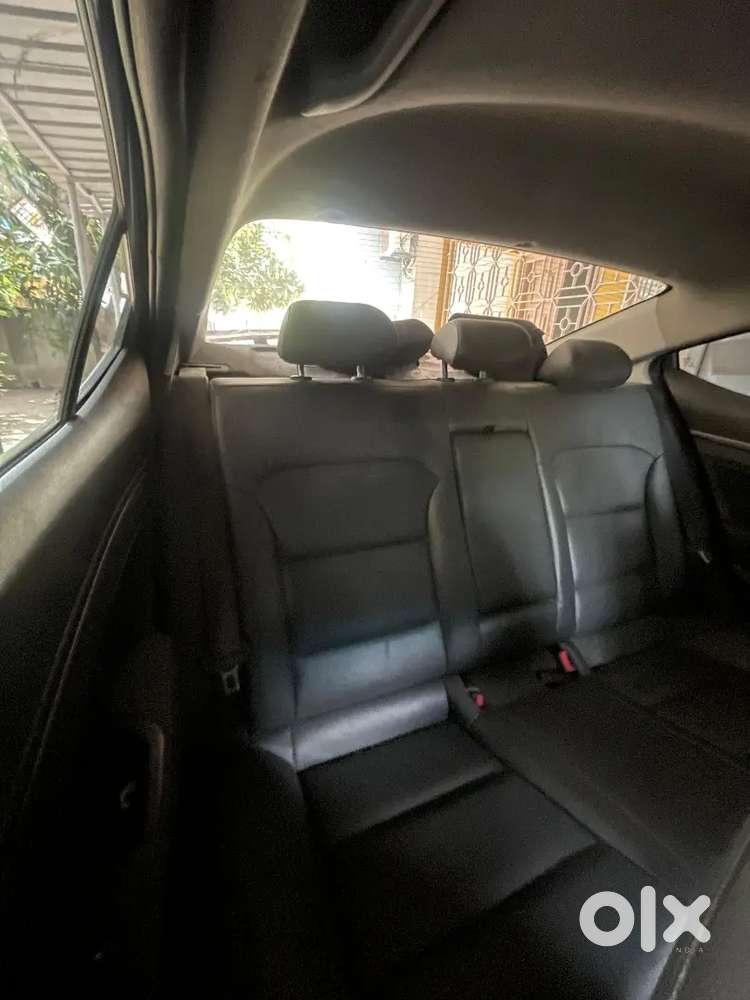 2018 Hyundai Elantra - Mint Condition