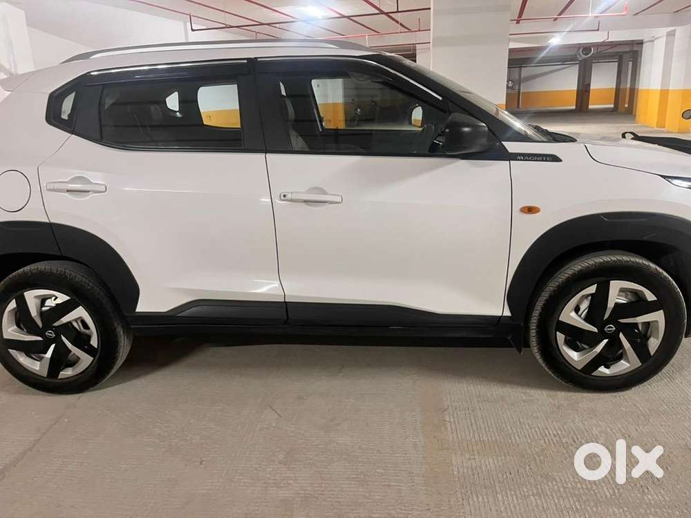 Nissan Magnite 2024 Petrol 7400 Km Driven
