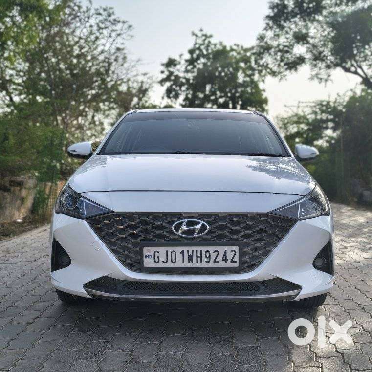 Hyundai Verna 1.5 Sx Diesel At, 2022, Diesel