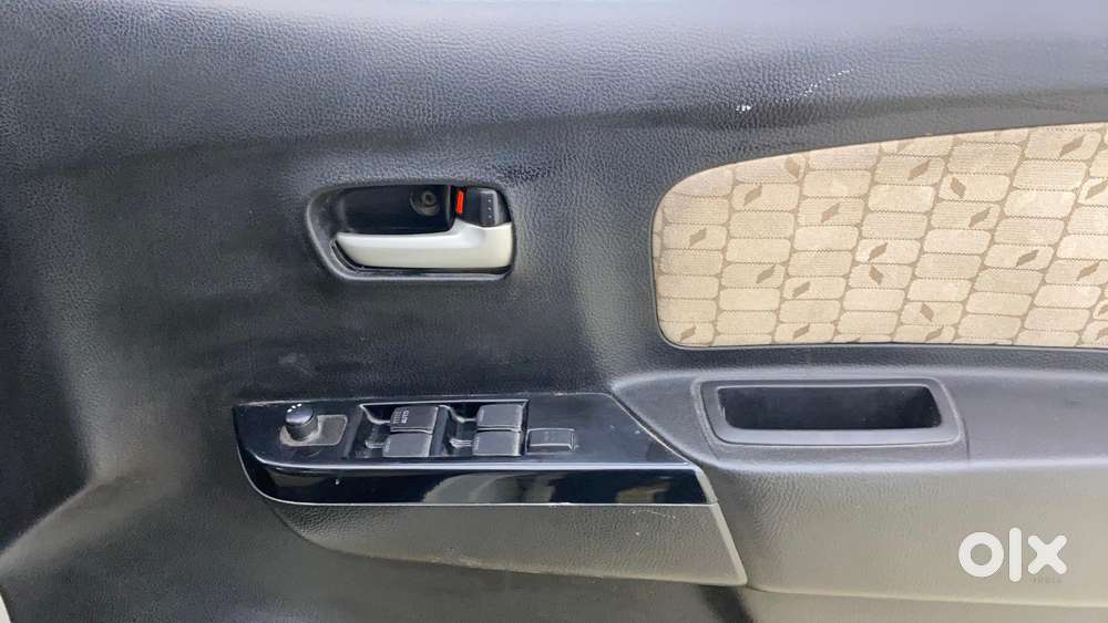 Maruti Suzuki Wagon R 1.0 Vxi, 2017, Petrol
