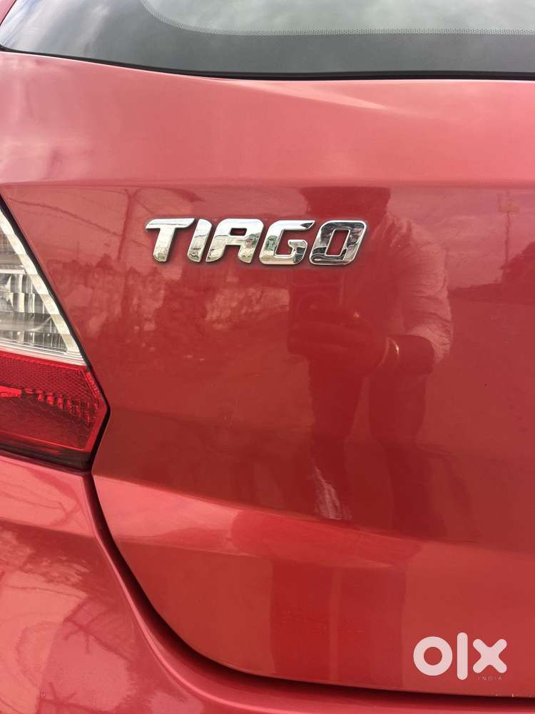 Tata Tiago 1.2 Revotron Xt (o), 2020, Petrol