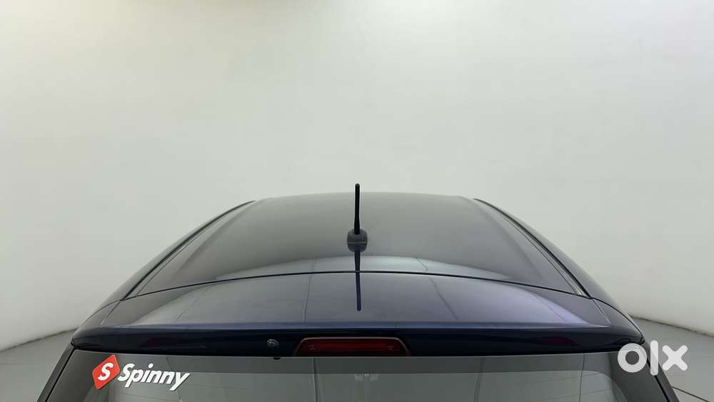 Maruti Suzuki Swift Amt Zxi, 2022, Petrol