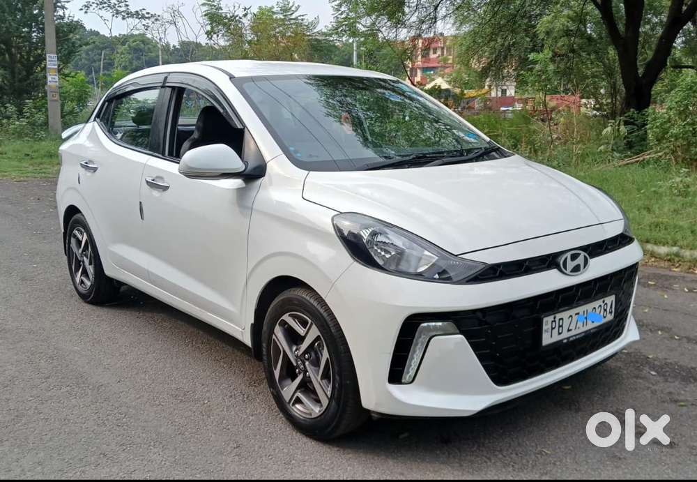 Hyundai Aura Sx (o) Manual, 2023, Petrol