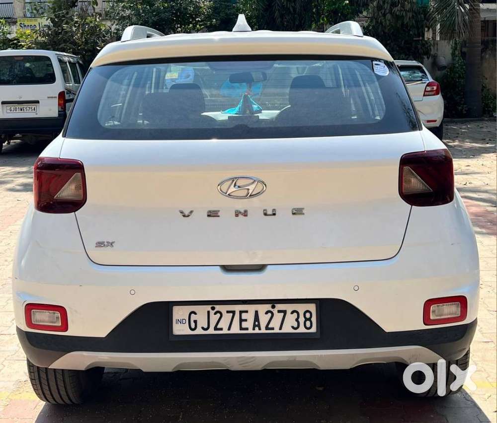 Hyundai Venue Sx Mt, 2023, Diesel